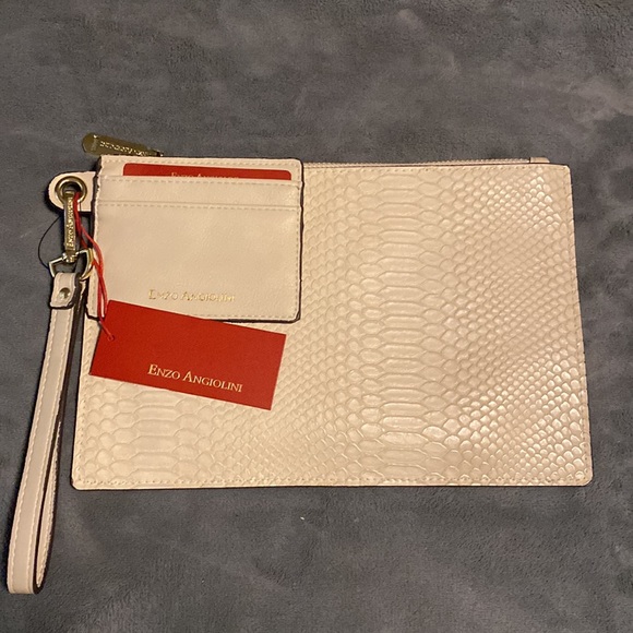 Wristlet - Picture 2 of 2